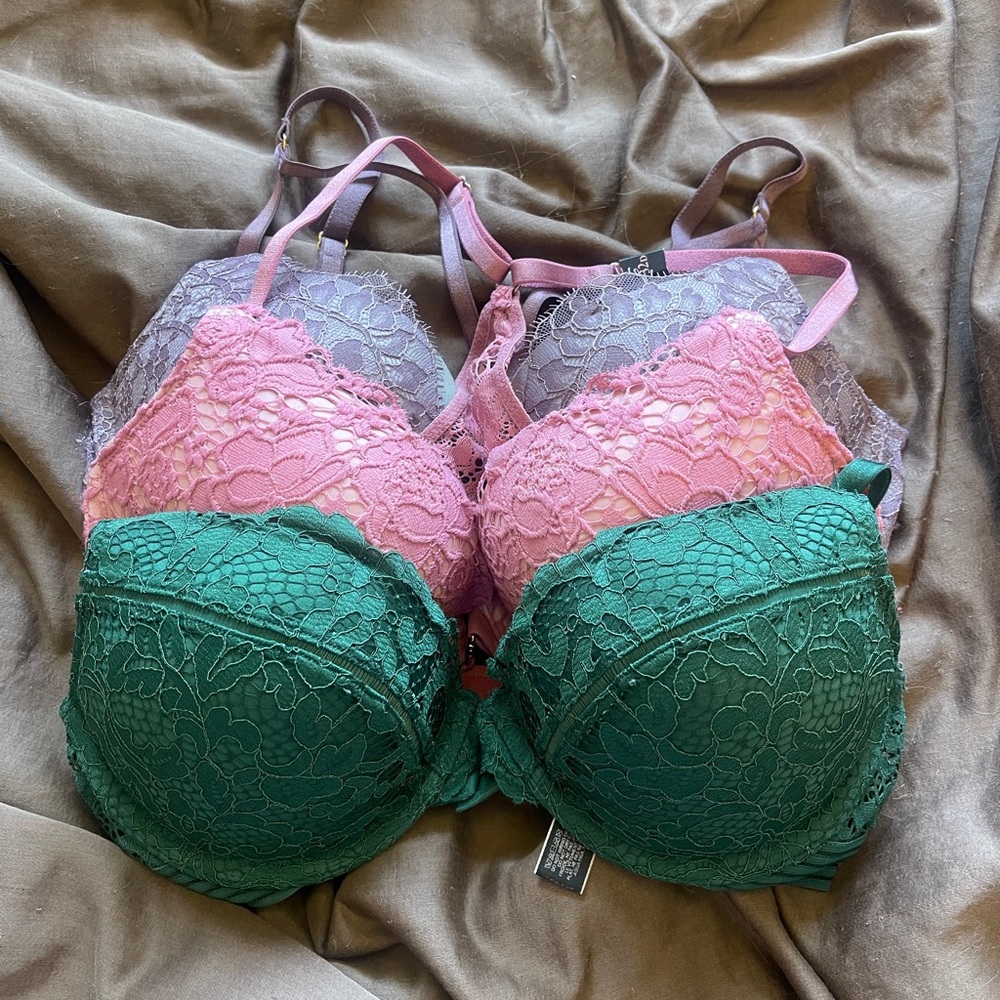 Victoria Secret Bombshell Bra Bundle